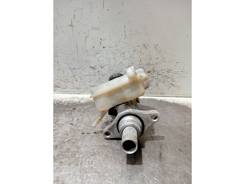 Recambio de bomba freno para ford fiesta (cbk) referencia OEM IAM 03350884941  