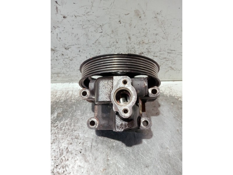 Recambio de bomba direccion para ford fiesta (cbk) referencia OEM IAM   