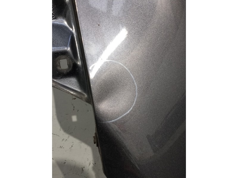 Recambio de aleta delantera izquierda para toyota avensis berlina (t25) referencia OEM IAM   