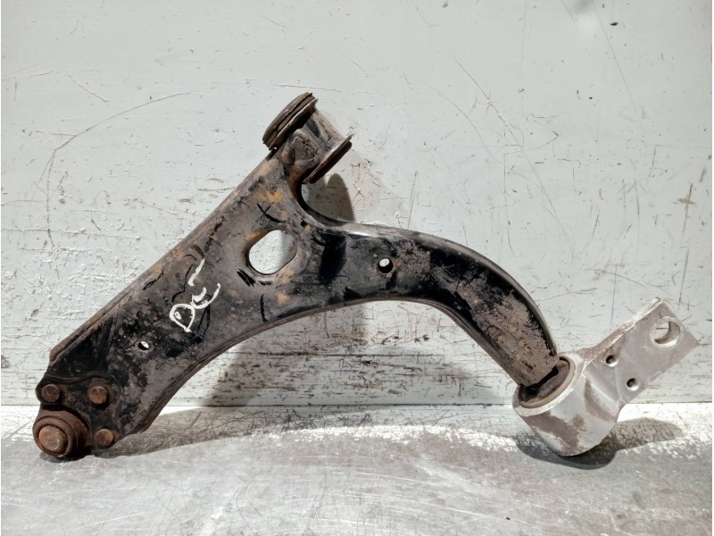 Recambio de brazo suspension inferior delantero derecho para ford fiesta (cbk) referencia OEM IAM 2S613042DA  