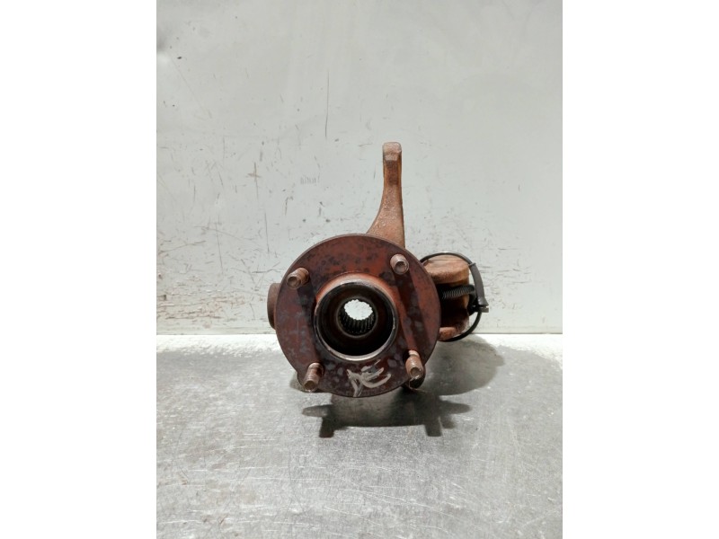 Recambio de mangueta delantera derecha para ford fiesta (cbk) referencia OEM IAM 2N113K170  