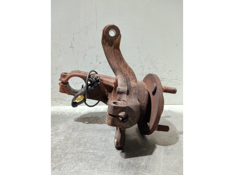 Recambio de mangueta delantera derecha para ford fiesta (cbk) referencia OEM IAM 2N113K170  