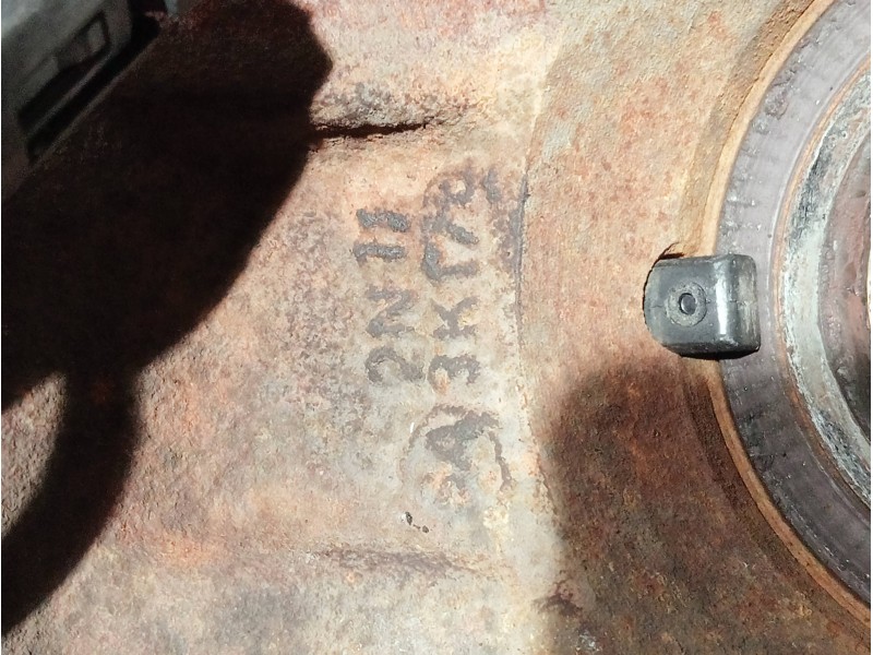 Recambio de mangueta delantera derecha para ford fiesta (cbk) referencia OEM IAM 2N113K170  
