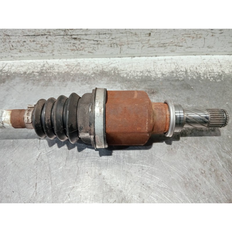 Recambio de transmision delantera izquierda para renault clio iii confort dynamique referencia OEM IAM 8200499585 BJ87LACBR363 