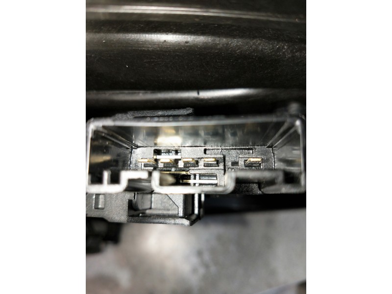 Recambio de elevalunas trasero derecho para bmw serie x1 (f48) referencia OEM IAM 5A1D87808 1BW0006667 22975210 5P