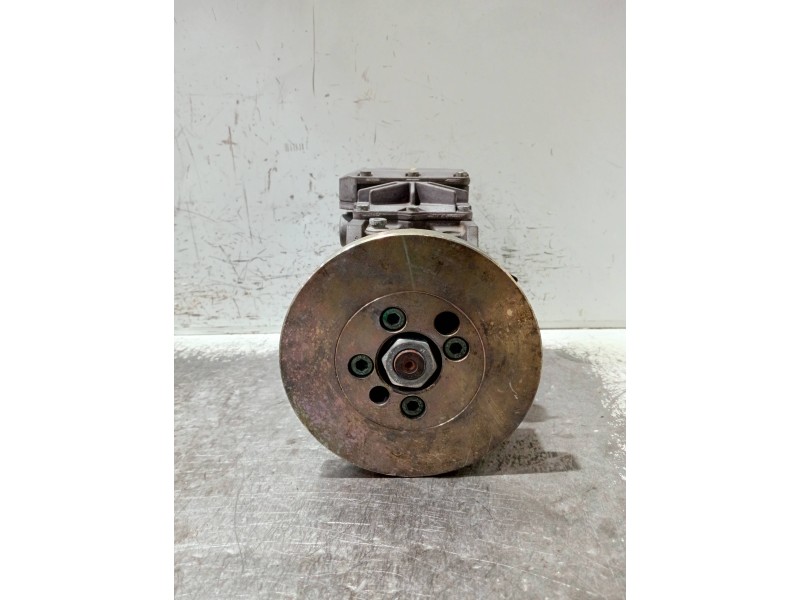 Recambio de bomba inyeccion para audi a4 avant (8e) referencia OEM IAM 059130106L 0470506033 BOSCH