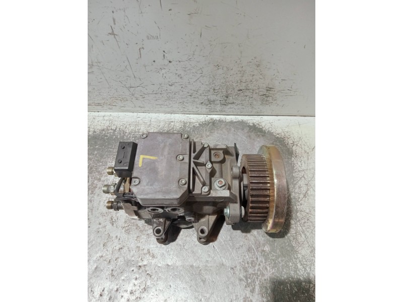 Recambio de bomba inyeccion para audi a4 avant (8e) referencia OEM IAM 059130106L 0470506033 BOSCH