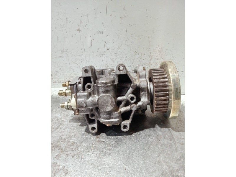 Recambio de bomba inyeccion para audi a4 avant (8e) referencia OEM IAM 059130106L 0470506033 BOSCH