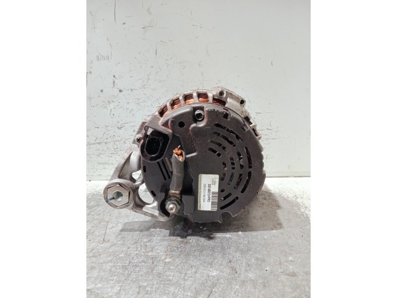 Recambio de alternador para audi a4 avant (8e) referencia OEM IAM 205512140004 SG14B012 