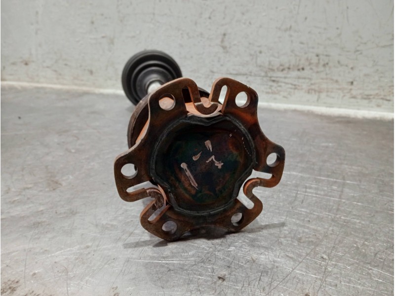 Recambio de transmision delantera izquierda para audi a4 avant (8e) referencia OEM IAM 8E0407272AA  