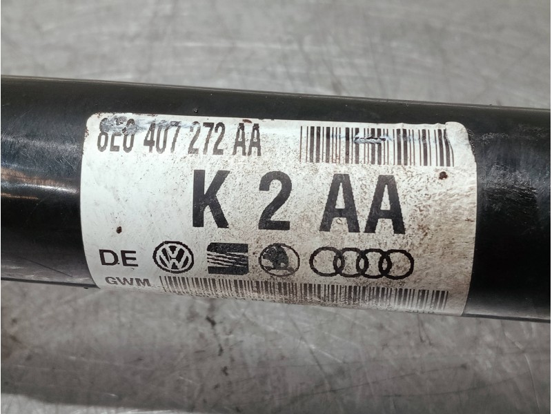 Recambio de transmision delantera izquierda para audi a4 avant (8e) referencia OEM IAM 8E0407272AA  