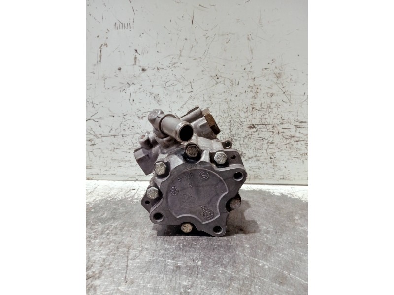 Recambio de bomba direccion para audi a4 avant (8e) referencia OEM IAM 91128  