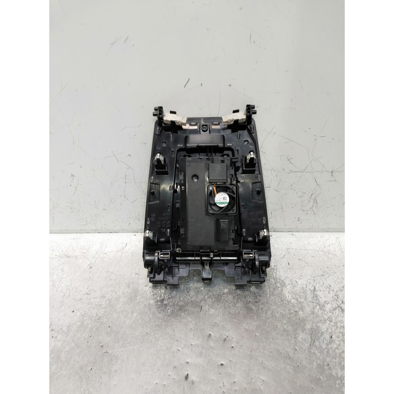 Recambio de luz interior para bmw serie x1 (f48) referencia OEM IAM   