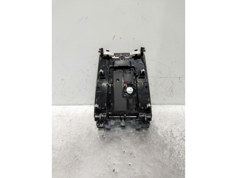 Recambio de luz interior para bmw serie x1 (f48) referencia OEM IAM   