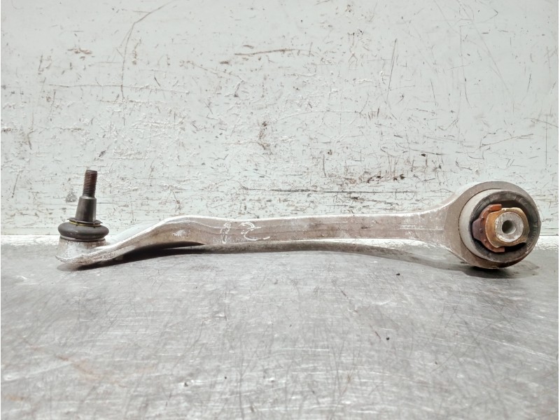 Recambio de brazo suspension inferior delantero izquierdo para audi a4 avant (8e) referencia OEM IAM   