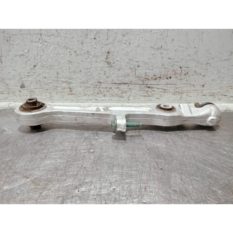 Recambio de brazo suspension inferior delantero izquierdo para audi a4 avant (8e) referencia OEM IAM   