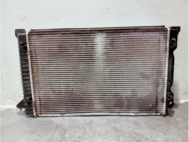 Recambio de radiador agua para audi a4 avant (8e) referencia OEM IAM CR1422000S 8MK376766344 70823785