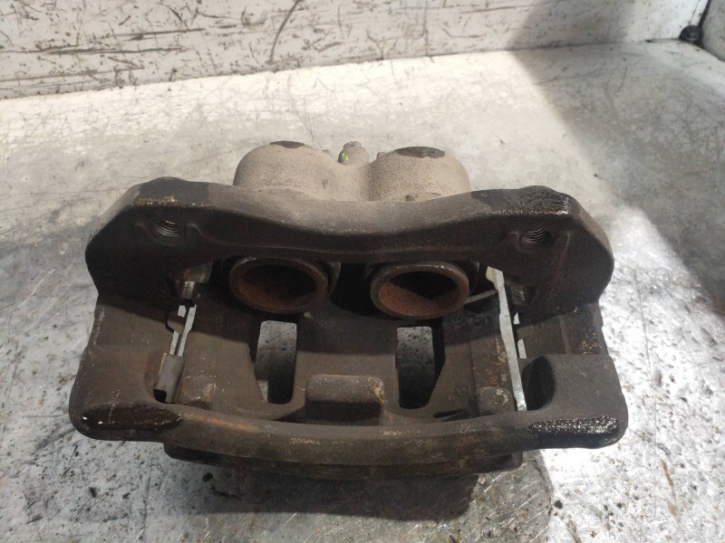 Recambio de pinza freno delantera derecha para hyundai santa fe (dm) tecno 4wd referencia OEM IAM   581902WA00