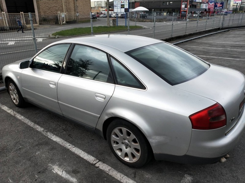 audi a6 berlina (4b2) del año 2002