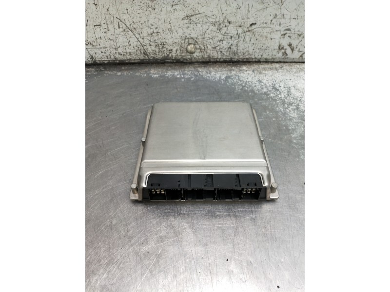 Recambio de centralita motor uce para mercedes clase c (w203) berlina referencia OEM IAM 0281011002 A6111537879 