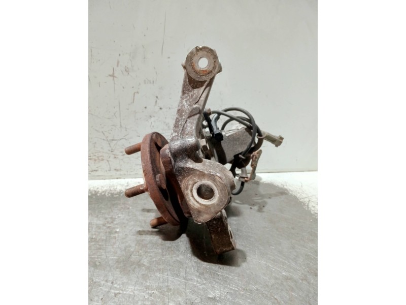 Recambio de mangueta delantera izquierda para chrysler voyager (rg) referencia OEM IAM 04694949AA  