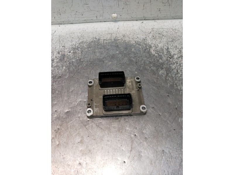 Recambio de centralita motor uce para fiat stilo (192) referencia OEM IAM 0261208204 1039S04981 