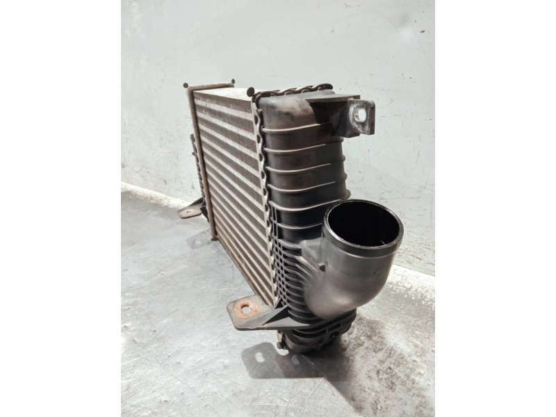 Recambio de intercooler para nissan cabstar 09.06 referencia OEM IAM 14461MA70A G7744 