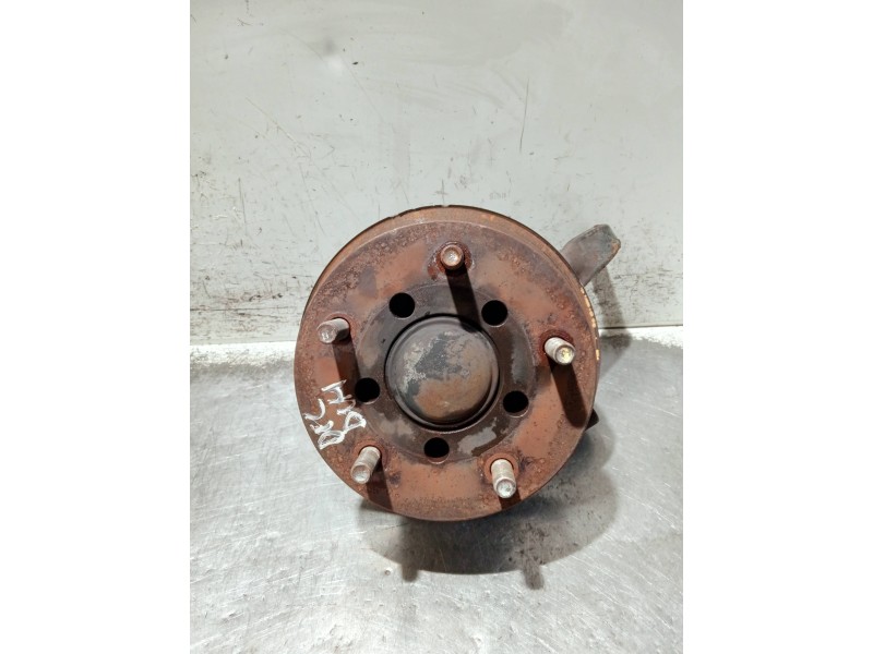 Recambio de mangueta delantera derecha para nissan cabstar 09.06 referencia OEM IAM   