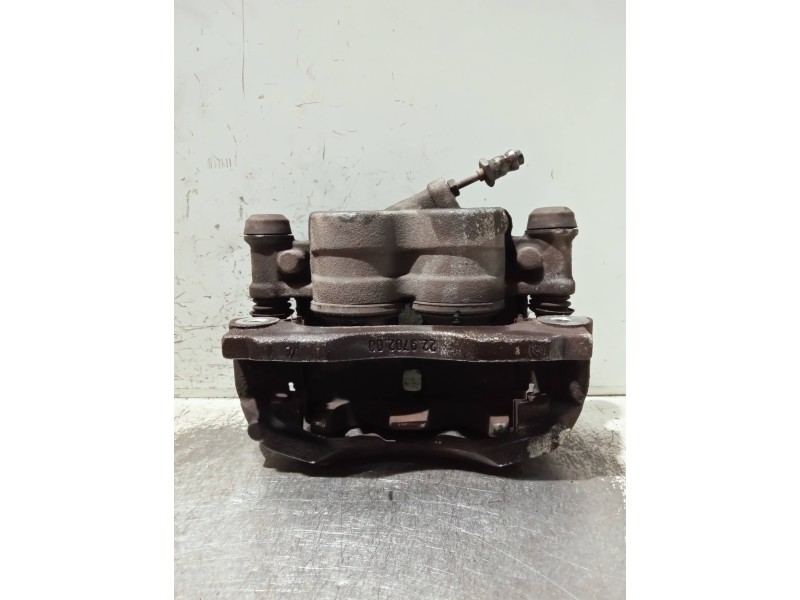 Recambio de pinza freno delantera izquierda para nissan cabstar 09.06 referencia OEM IAM 970102  