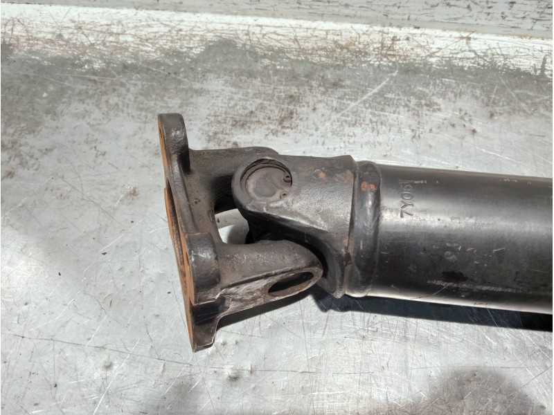 Recambio de transmision central para nissan cabstar 09.06 referencia OEM IAM  TRASERA 