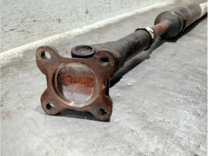 Recambio de transmision central delantera para nissan cabstar 09.06 referencia OEM IAM 37000MB420  