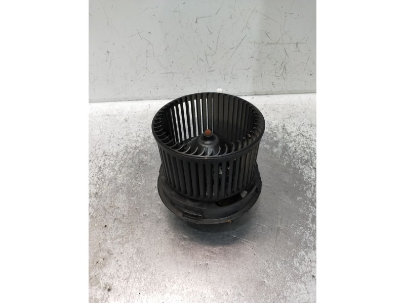 Recambio de motor calefaccion para peugeot 207 1.4 hdi referencia OEM IAM N102097A  