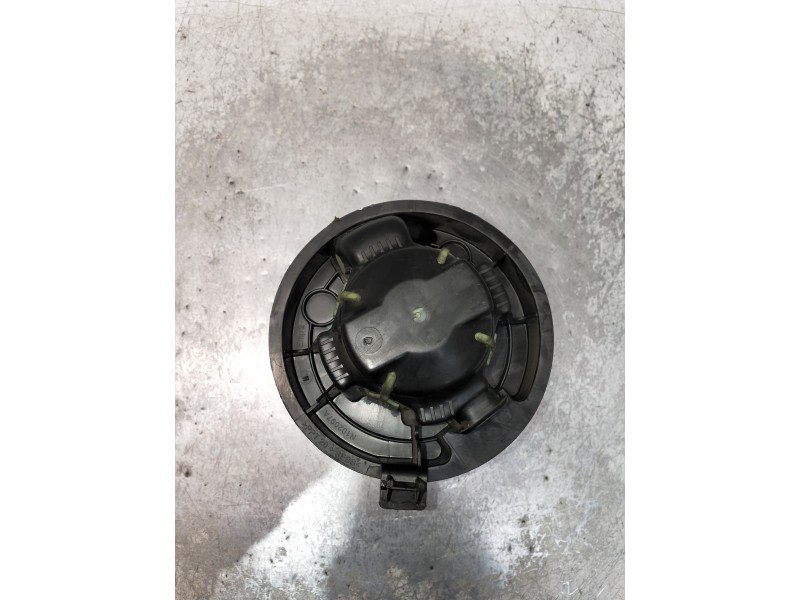 Recambio de motor calefaccion para peugeot 207 1.4 hdi referencia OEM IAM N102097A  