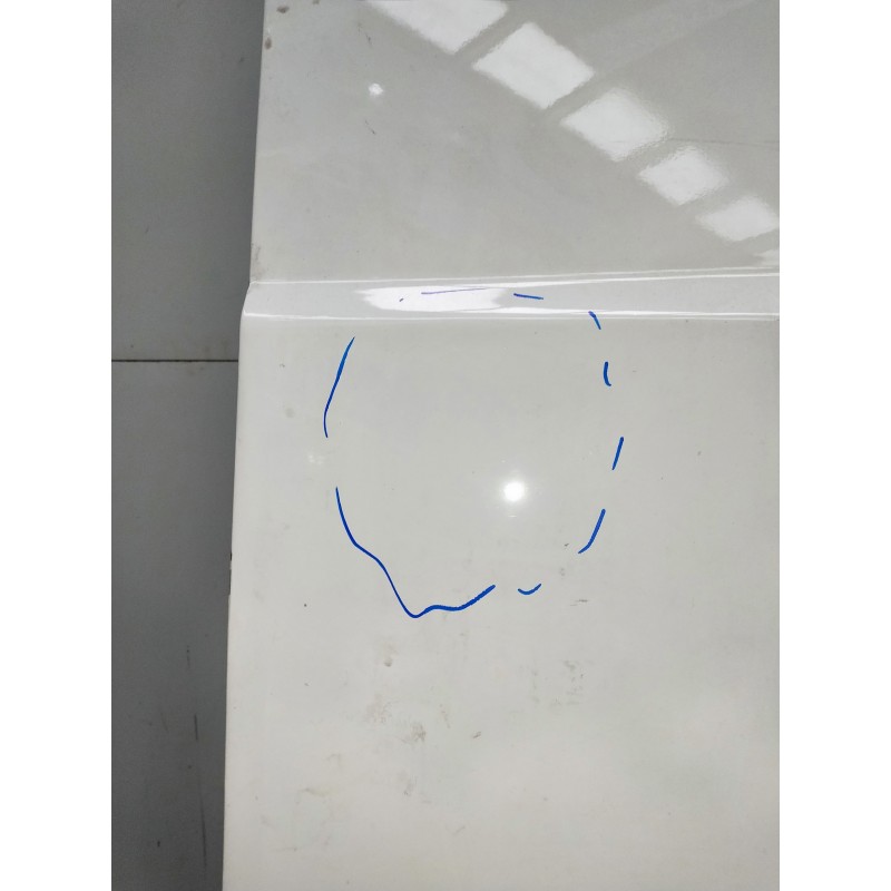 Recambio de puerta lateral corredera derecha para iveco daily furgón referencia OEM IAM  VER FOTOS CIEGA 5P