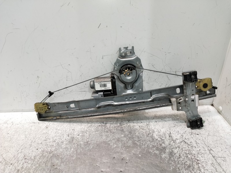 Recambio de elevalunas delantero izquierdo para peugeot 207 1.4 hdi referencia OEM IAM 9671270980  