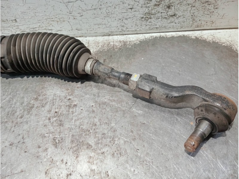 Recambio de cremallera direccion para nissan cabstar 09.06 referencia OEM IAM 49001MB402 51008050 