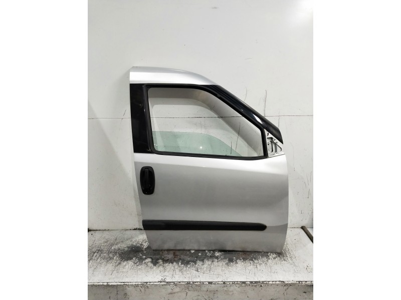 Recambio de puerta delantera derecha para opel combo d referencia OEM IAM   6P