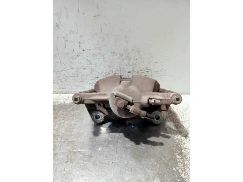 Recambio de pinza freno delantera derecha para seat leon sc (5f5) referencia OEM IAM 6792G  