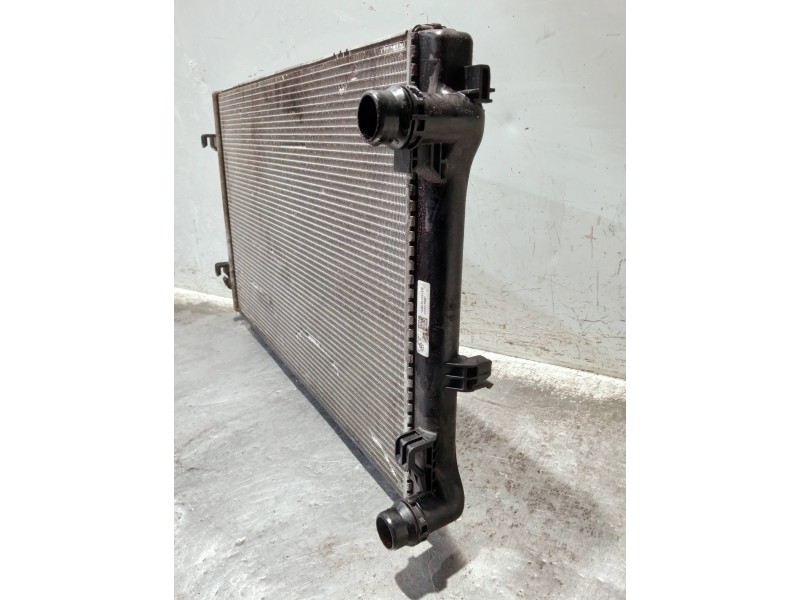 Recambio de radiador agua para seat leon sc (5f5) referencia OEM IAM 5Q0121251ER  