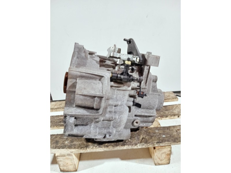 Recambio de caja cambios para seat leon sc (5f5) referencia OEM IAM PFL 03025 P02 1413180736 6V