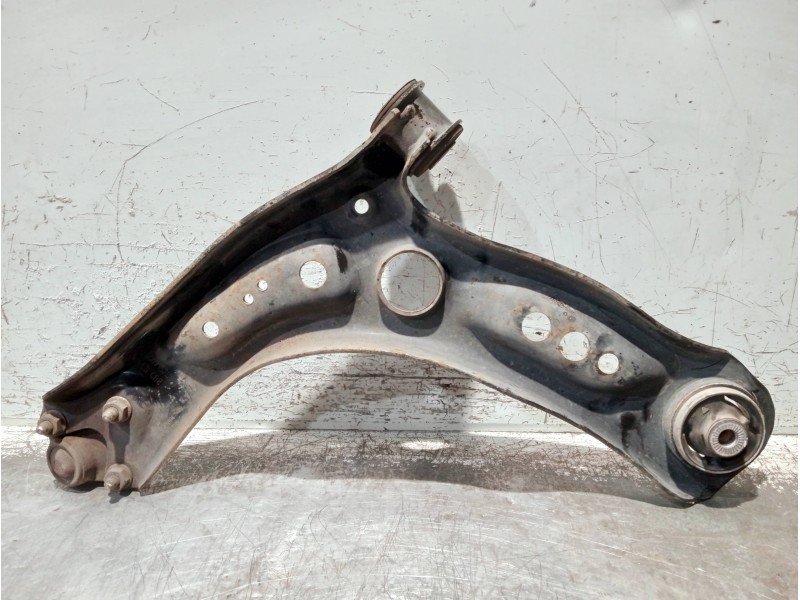 Recambio de brazo suspension inferior delantero derecho para seat leon sc (5f5) referencia OEM IAM 5Q0407152L  