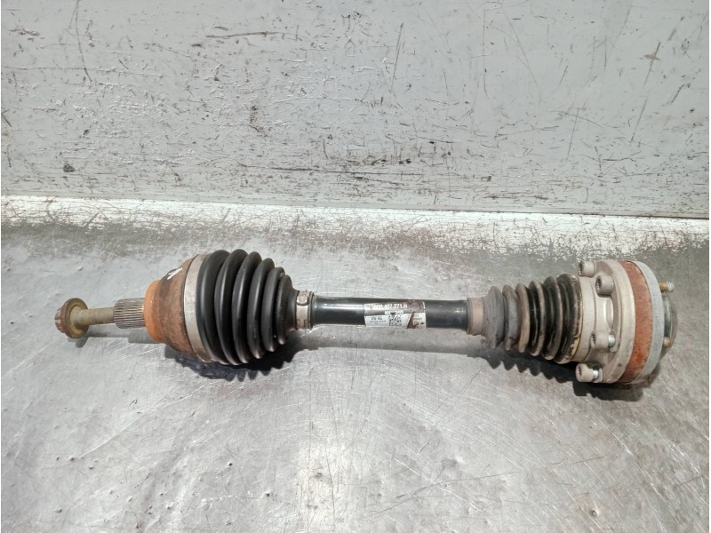 Recambio de transmision delantera izquierda para seat leon sc (5f5) referencia OEM IAM 5Q0407271H  