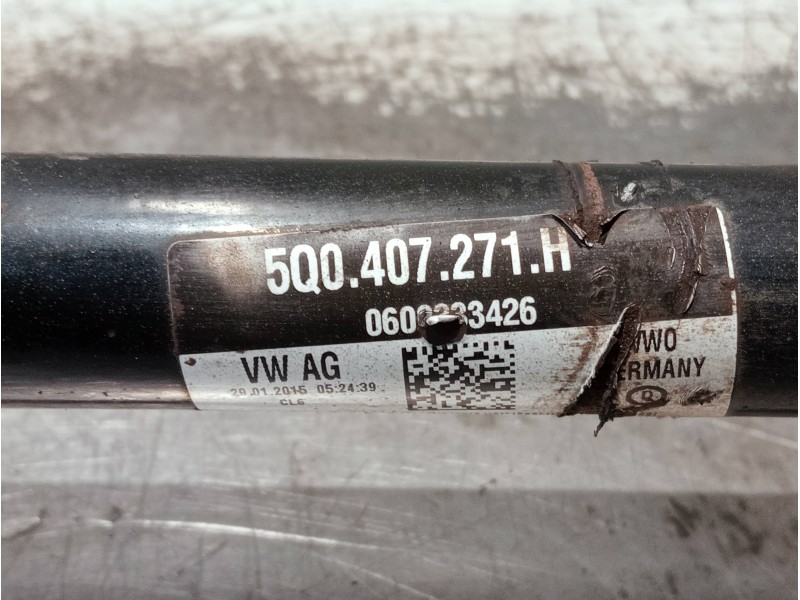 Recambio de transmision delantera izquierda para seat leon sc (5f5) referencia OEM IAM 5Q0407271H  