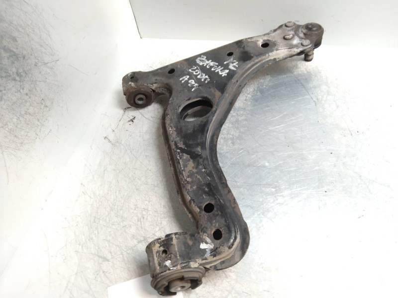 Recambio de brazo suspension inferior delantero izquierdo para opel zafira a comfort referencia OEM IAM   