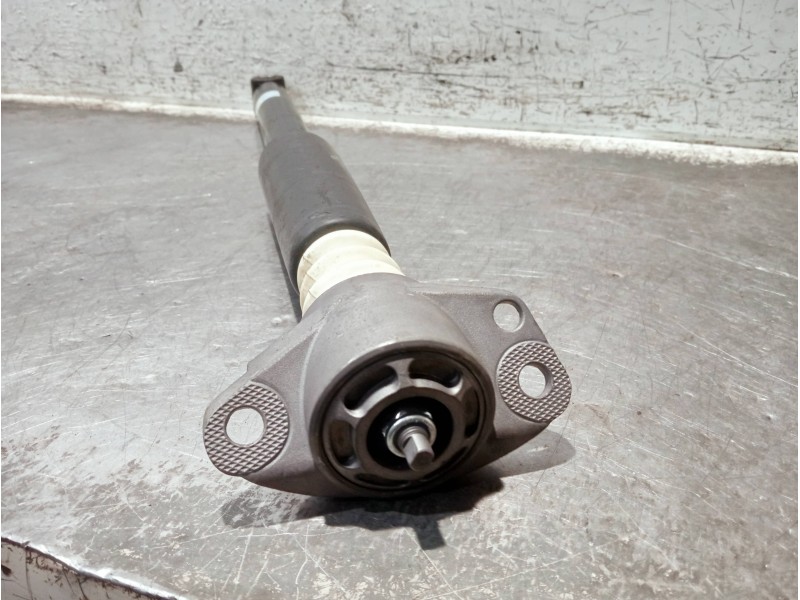 Recambio de amortiguador trasero derecho para seat ibiza (6l1) referencia OEM IAM 19109572 BNEA957 