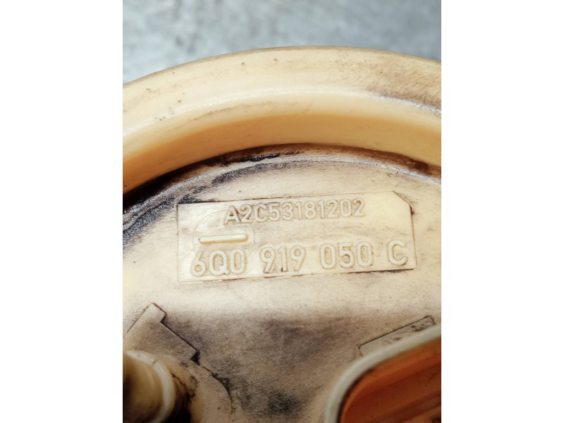 Recambio de bomba combustible para seat ibiza (6l1) referencia OEM IAM 6Q0919050C A2C53181202 