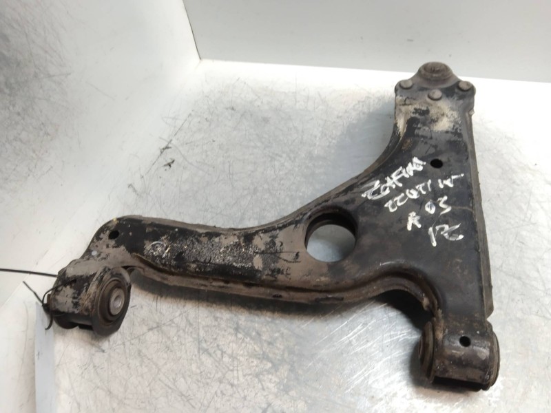 Recambio de brazo suspension inferior delantero izquierdo para opel zafira a elegance referencia OEM IAM   