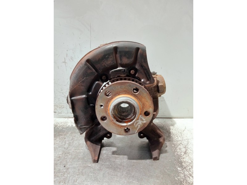 Recambio de mangueta delantera derecha para audi a3 (8l) referencia OEM IAM 1J0256N  