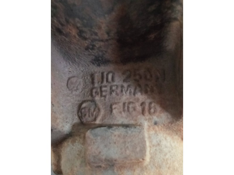 Recambio de mangueta delantera derecha para audi a3 (8l) referencia OEM IAM 1J0256N  