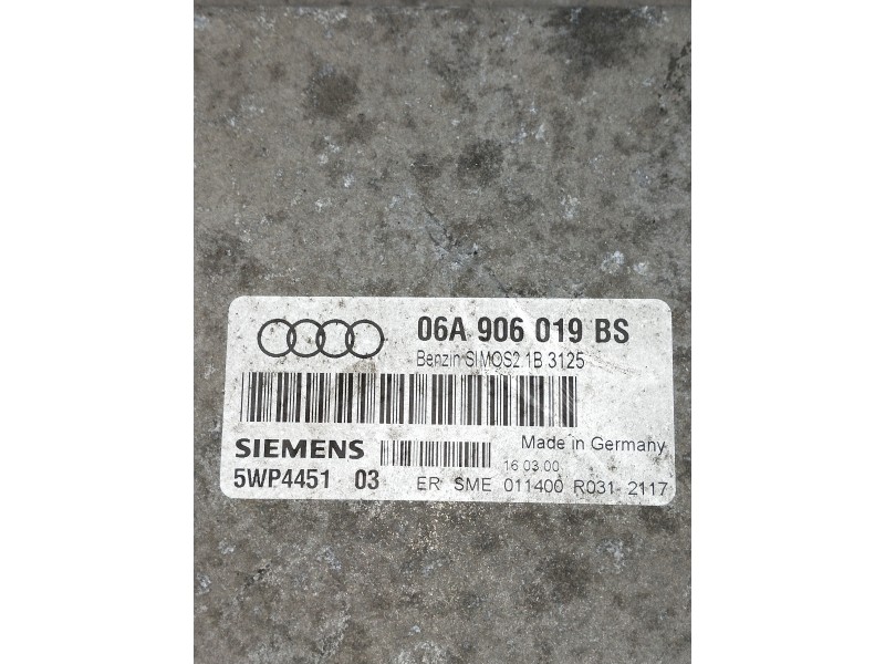 Recambio de centralita motor uce para audi a3 (8l) referencia OEM IAM 06A906019BS 5WP445103 SIMENS